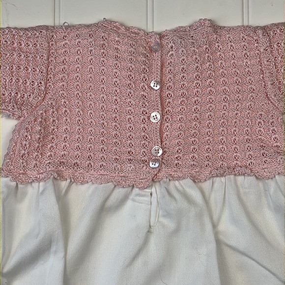 Chant de Joie White and Pink Knit Romper Size 12-18 Months - Picture 9 of 12